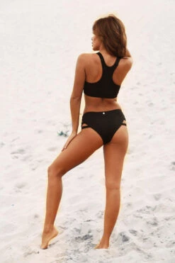 Lunalae Alexi Top - Black -Rad Store 1015 1001 blk