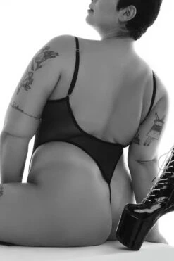 Rolling Bold Bodysuit - Black -Rad Store 17 7 0 098 bodyboldpretocostascrop