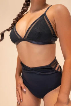 Lunalae Daisy Top - Recycled Black -Rad Store 2021101 LunaLae1748