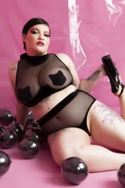 Rolling Gigi Shorts - Black 9 Rolling Gigi Shorts - Black -Rad Store 2022 09 27 ROLLING 2886copy