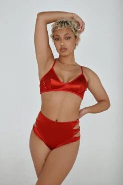 CXIX Aphrodite Bralette - Red -Rad Store 21 08 06CreaturesEdits 332