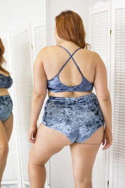 Lunalae Delphine Top - Gunmetal Velvet -Rad Store 6R7A7754 aaafc8f0 0d0e 4fee a4d9 e91355bf2441 1