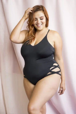 Lunalae Yoncé Bodysuit - Black 12 Lunalae Yoncé Bodysuit - Black -Rad Store 6R7A8248