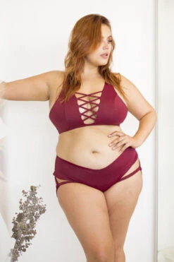 Lunalae Lure You Low-Rise Garter Shorts - Wine -Rad Store 6R7A8612