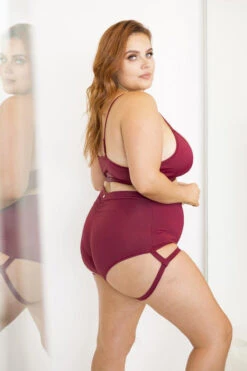 Lunalae Lure You High Waisted Garter Shorts - Wine -Rad Store 6R7A8663 353a0dd3 879c 4c4d 8ffc c5d9a8bf99a8