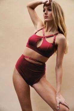 Lunalae Hannah Top - Recycled Burgundy 13 Lunalae Hannah Top - Recycled Burgundy -Rad Store Copyof220701 LunaLae 18 08231copy d835ca04 babe 4c0b b2c8 c9844788d753