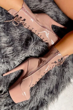 Hella Heels LipKit 7inch Boots - Boujee -Rad Store File 000 Edit