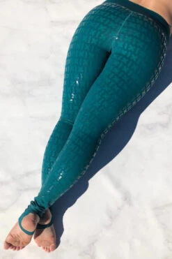 CXIX Gecko Grip Leggings - Teal -Rad Store Gecko teal2 1