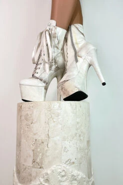 Hella Heels Renaissance 7inch Boots - Hope 9 Hella Heels Renaissance 7inch Boots - Hope -Rad Store IMG 4503 184184184