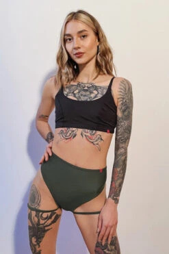 Pole Addict Bliss Top - Black -Rad Store IMG 7793 23ee36da c2e2 4f56 bfd8 ac98cac29bb3