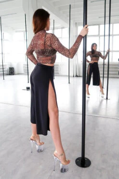 REV ACTIV Sensual Flow Pants (with Leg Slit) - Black -Rad Store IMG 8207 1 2ae40cf4 0e37 49aa ad6f 5d2d3ca55a4f 1