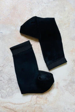 Hella Heels Classique Velvet Shoe Protector - Russian Roulette -Rad Store IMG 8958