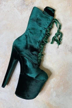 Hella Heels Classique Velvet Shoe Protector - NY Gangster 5 Hella Heels Classique Velvet Shoe Protector - NY Gangster -Rad Store IMG 9025 900x 895cd056 51aa 4b6a ae85 7603591a7a1f