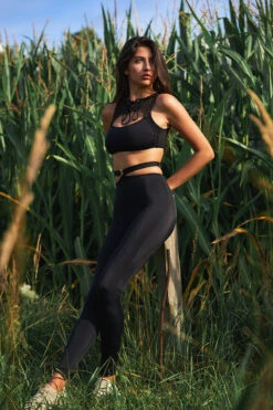 Hamade Activewear Lace Up High Neck Top - Black -Rad Store MCC9578 1e