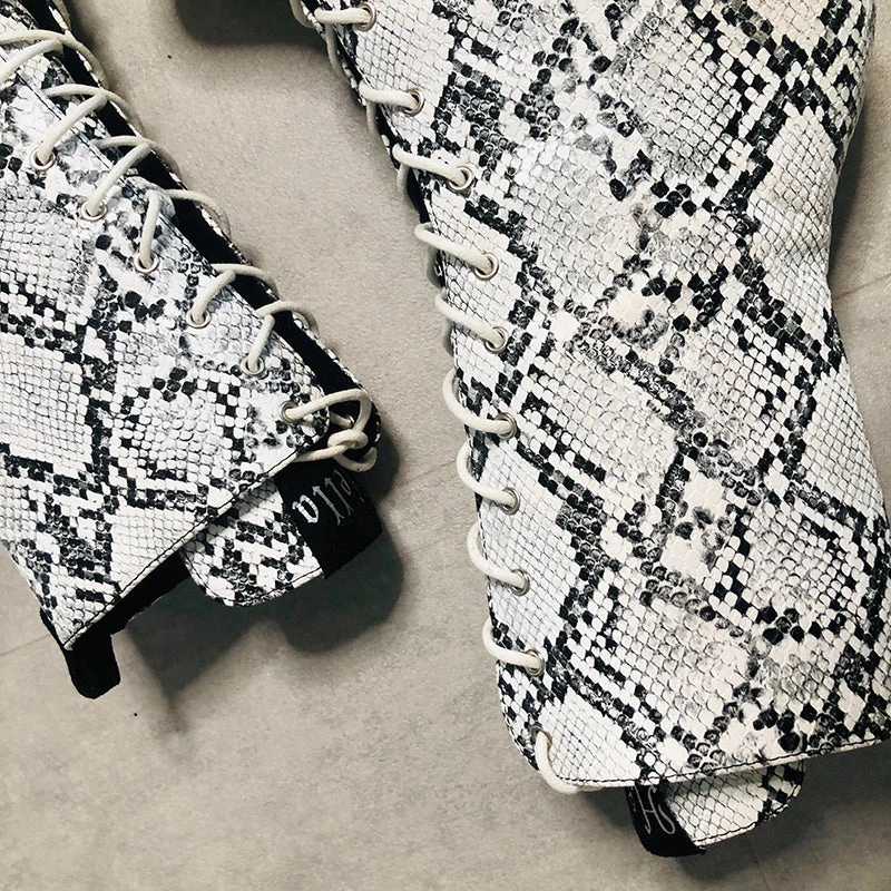 Hella Heels Mamba Boots - 7inch 6 Hella Heels Mamba Boots - 7inch - Image 4