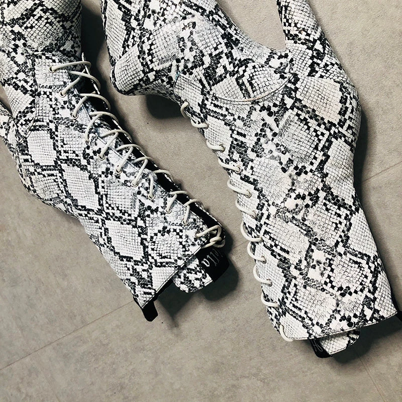 Hella Heels Mamba Boots - 7inch 5 Hella Heels Mamba Boots - 7inch - Image 3