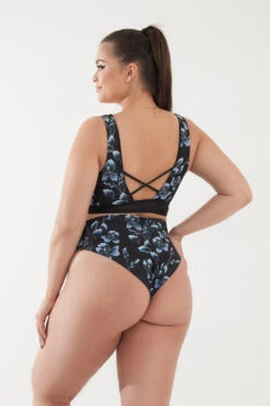 Pole Addict Mona High Leg Bottoms - Odylia -Rad Store OdyliaLandTop MoanBottoms3 4f978134 ed80 4f5a 8205 e5bc20e780b5