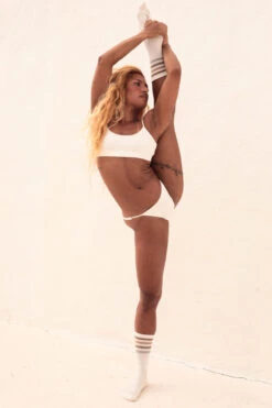 Rolling KI Top - Ribbed Off-White -Rad Store RollingGABI 798 2 da4b781d ae5c 4fc1 aa85 ae70a5522060