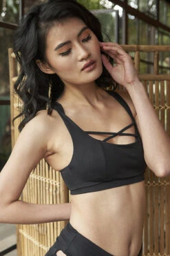 Lunalae Jaded Top - Black -Rad Store Shot 22 008 1