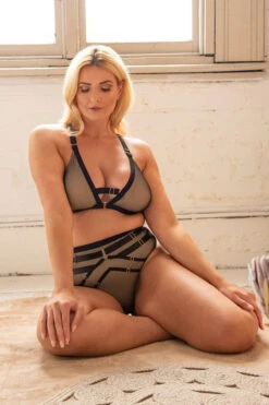 Tatiana Activewear Kaizen Top - Black Mesh -Rad Store TatianaActiveKaizenBlack 9874