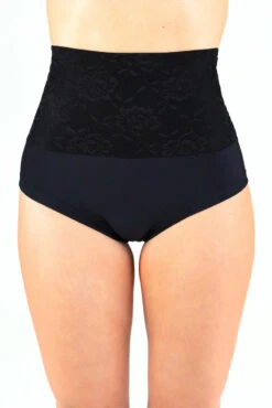 Dragonfly Betty High-Waisted Shorts - Lace Black -Rad Store bettylace1