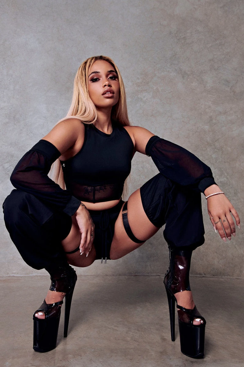 CXIX 119 Corset Top With Sleeves - Black 6 CXIX 119 Corset Top With Sleeves - Black - Image 5